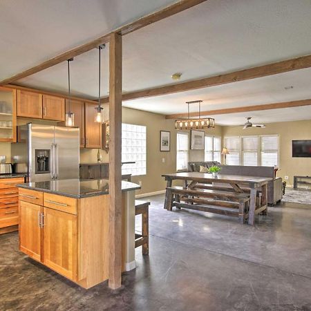 Central Phoenix Cottage With Private Yard! 외부 사진