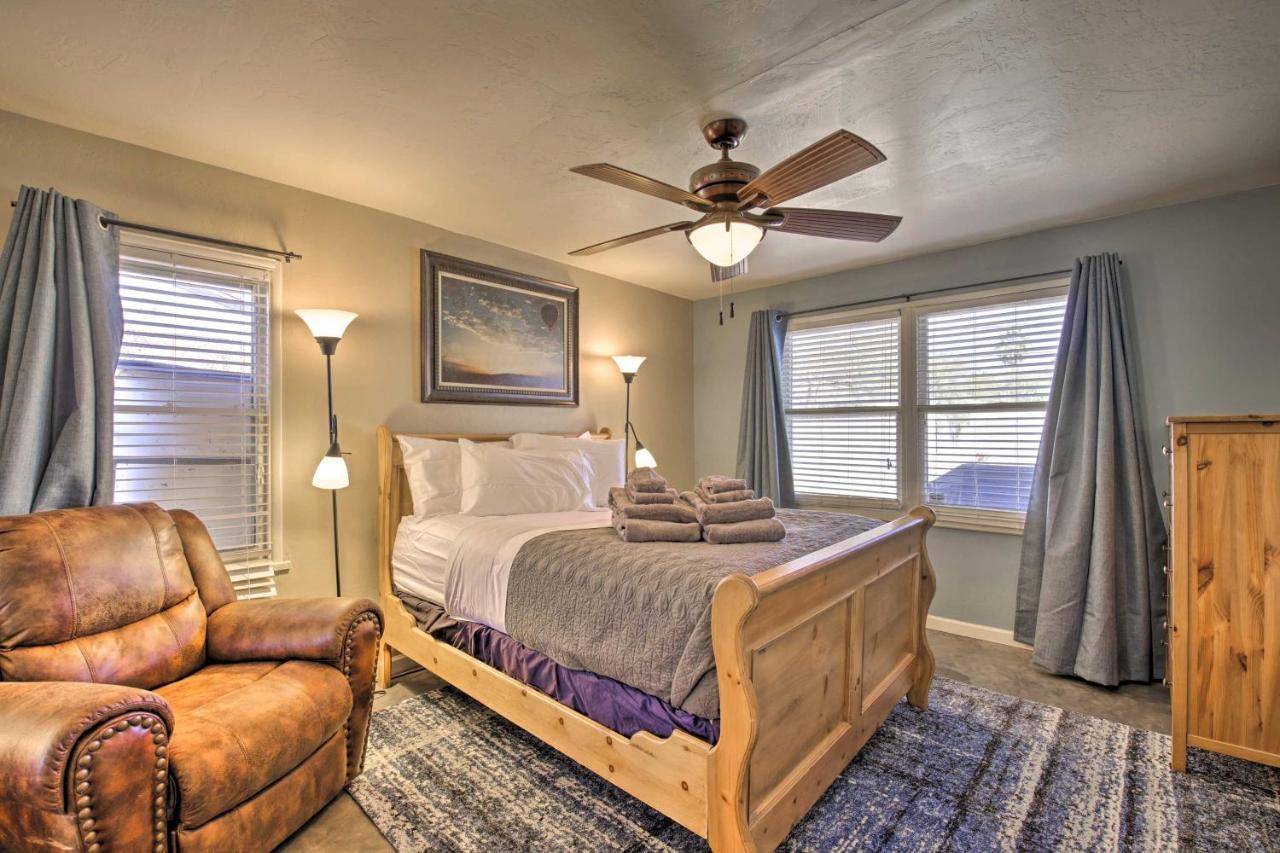 Central Phoenix Cottage With Private Yard! 외부 사진