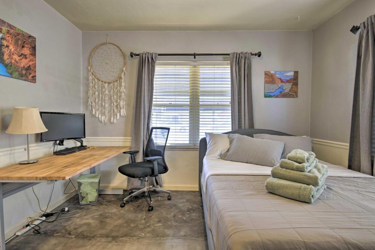 Central Phoenix Cottage With Private Yard! 외부 사진