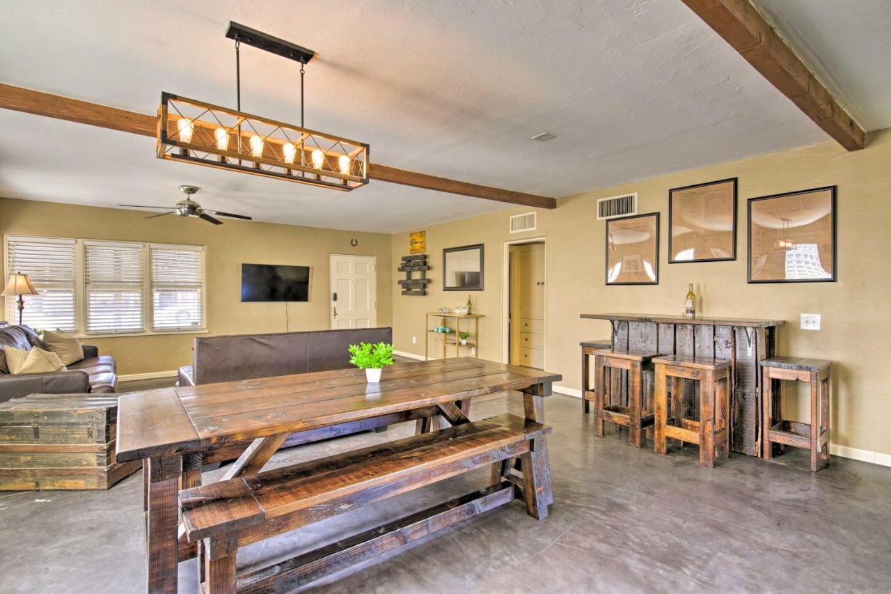 Central Phoenix Cottage With Private Yard! 외부 사진